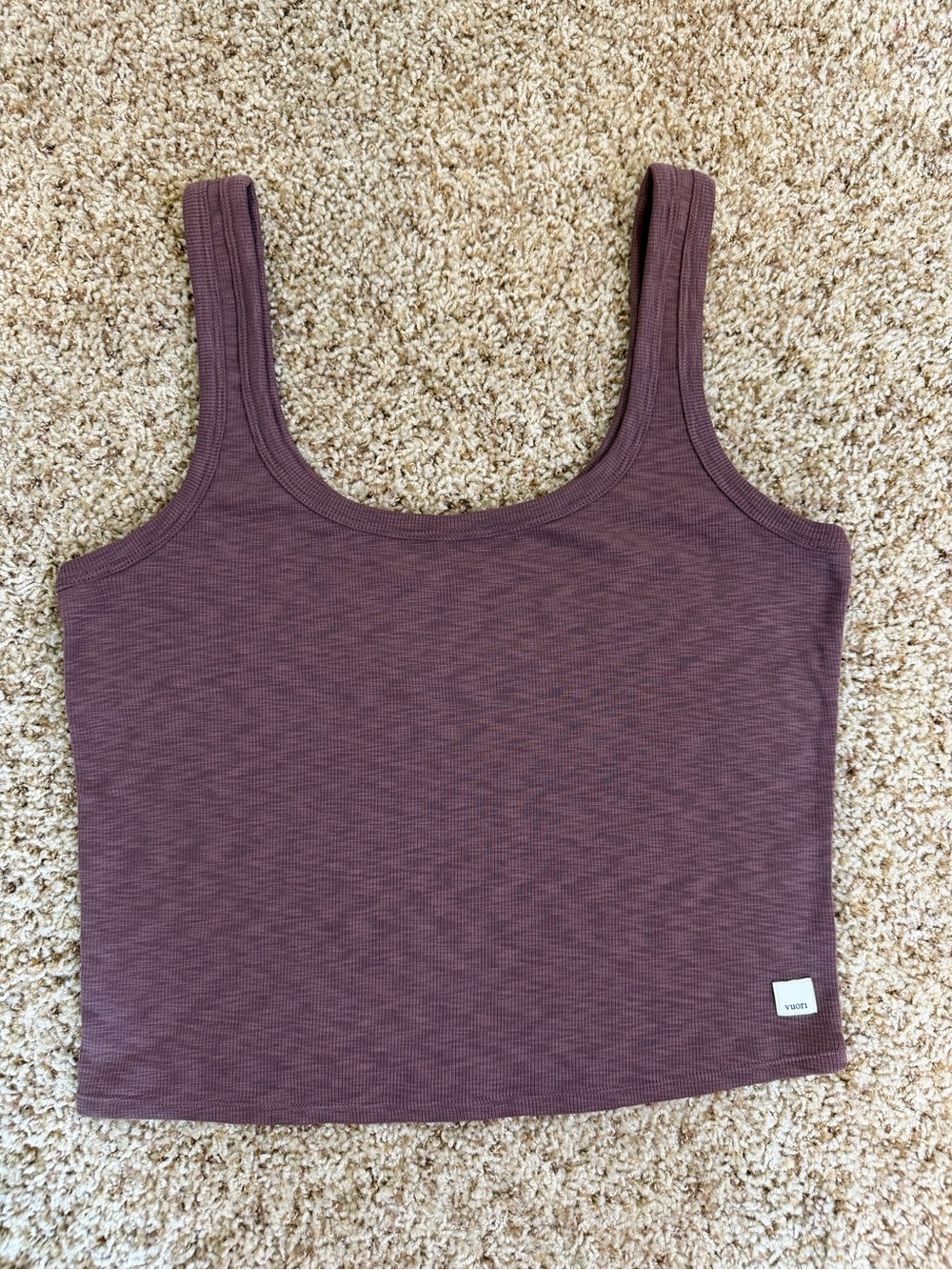 Vuori Daily Crop Tank Plum Ribbed Size XL Womens